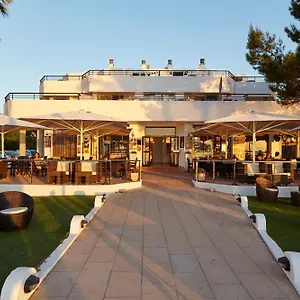 apartamentos-ses-savines.ibizaislandhotels.net/